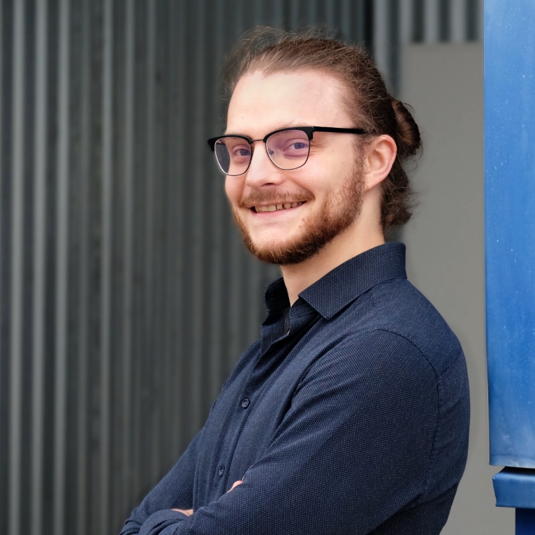 Recycling von gemischten Kunststoffen, AES Autonome Energiesysteme GmbH